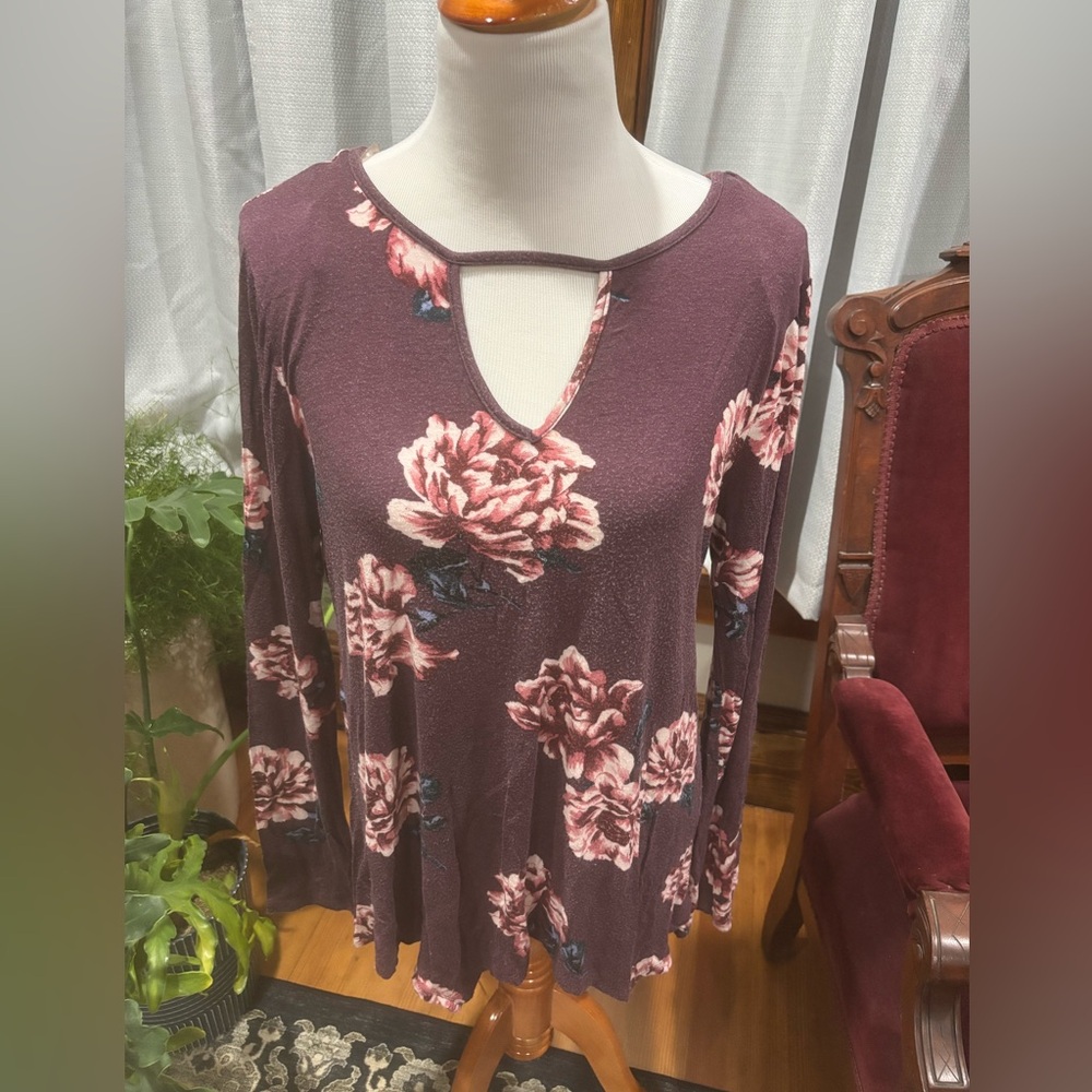 Daytrip maroon Cut Out Long Sleeve Top